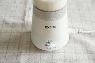 通电，选择奶茶功能，然后就可以坐等，25分钟左右就可以啦！