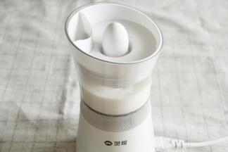 78度熬煮奶茶。慢慢就变成奶茶的颜色啦！