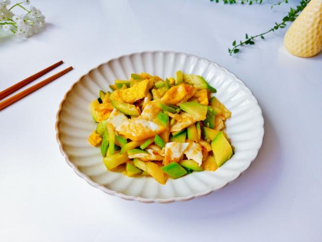 西葫芦炒鸡蛋