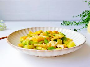 美味家常菜端上桌了，是不是超级简单呐！