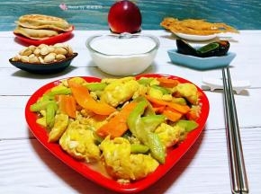 用营养丰富的早餐开启幸福快乐的一天