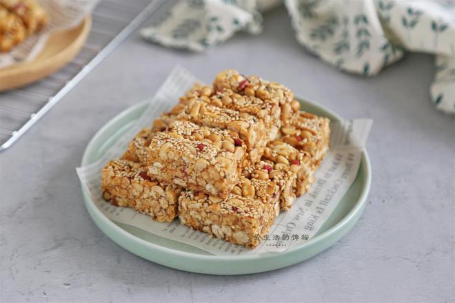 香柠花生芝麻糖