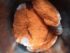 加入奥尔良烤翅腌料