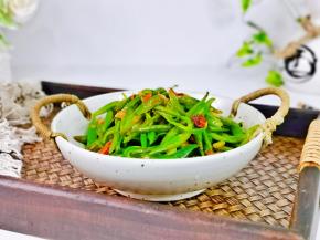 简单快手小炒。