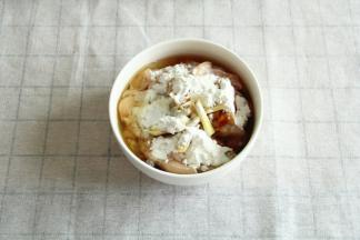 加入所有腌料。