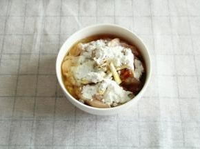 加入所有腌料。