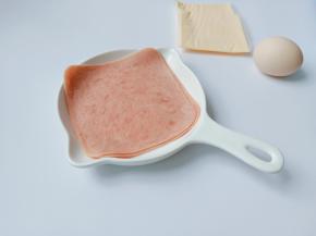 火腿片是我做三明治的日常搭配。