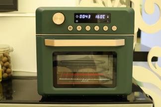 ACA空气炸烤箱设置上下火烘烤功能，温度160度，时间设置45分钟。