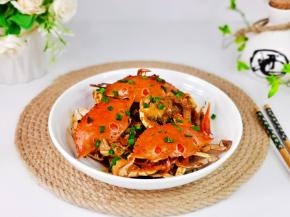 盛出装盘，撒上葱花。