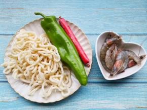 准备好所有食材。