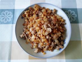 就是炸到这样微焦的样子，然后捞起备用。