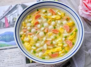 撒葱花，淋入香油即可。