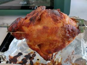 最后再设置200度5分钟，加重一下色泽就可以取出来了，可随时根据自己喜欢的口感色泽来调整你的时间温度。