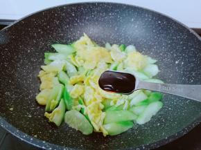 加一点蚝油提鲜。