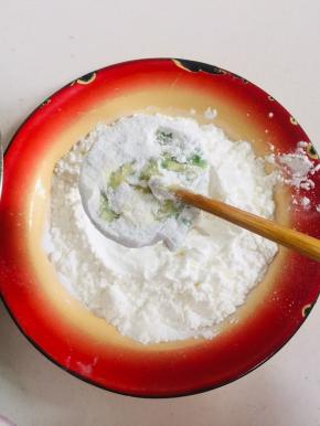 再次裹一层玉米淀粉！