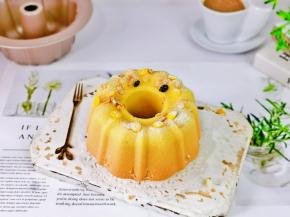 这样咕咕霍夫蛋糕就做好啦！