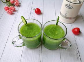 美美的一起喝。