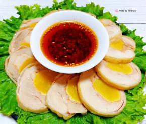 自制的辣椒油蘸料可以蘸着吃