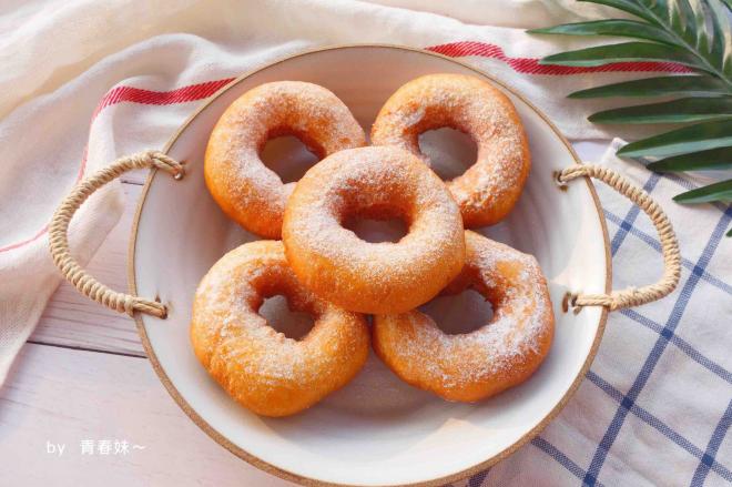 油炸甜甜圈