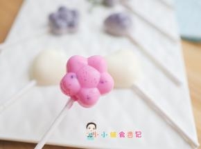 这种硅胶模具一定要冷冻再脱模才会比较容易脱模哦