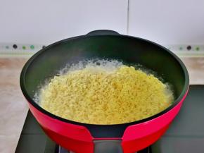 大火煮8成熟捞出过冷水。