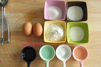 冷藏鸡蛋分离蛋黄蛋白、建议称量准确克数。蛋白放入干净无水盆中，冷冻备用。