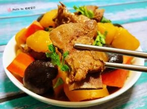 排骨入口香浓可口唇齿留香回味无穷