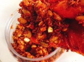 放入无水无油的容器里！