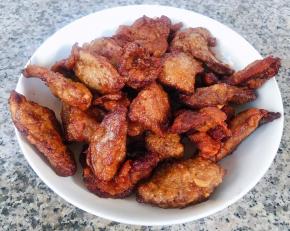 炸好猪肝满屋飘香看着就有食欲