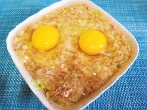 将鸡蛋打入