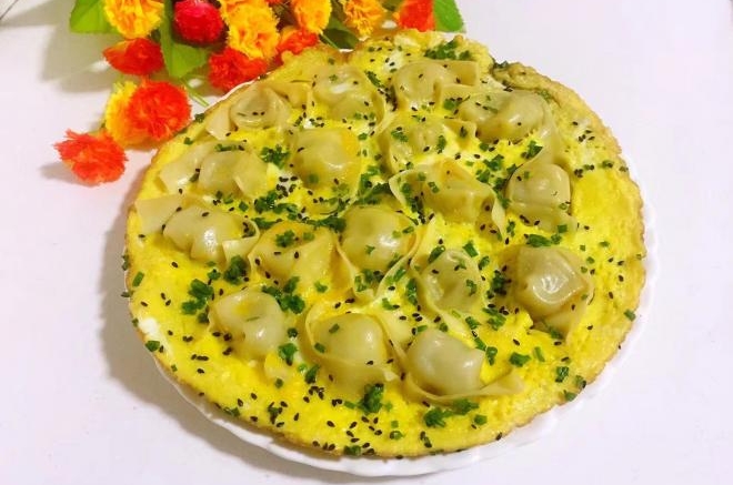 鸡蛋抱饺