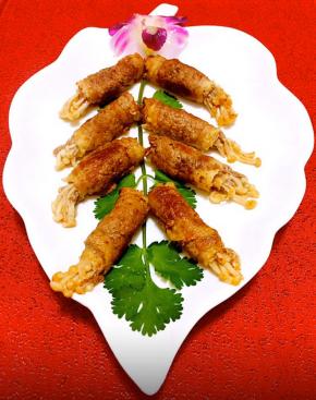 肥牛和金针菇的营养价值都非常丰富经常吃对身体有益