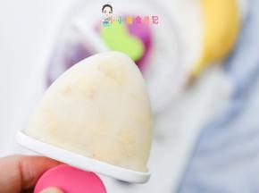 脱模要用热水淋一下比较容易脱模，这种塑料的不容易脱模，硅胶的会比较方便