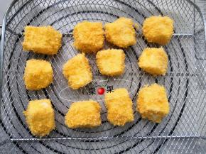 都弄好之后放入空气炸烤籃里