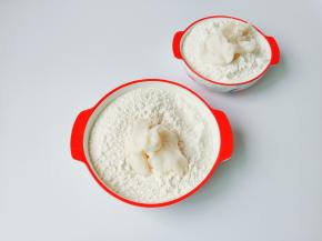 水油皮与油酥方便称重备用。