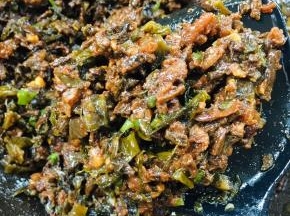 翻炒均匀即可关火晾凉备用！