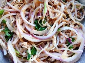 所有的调味料拌匀入味即可享用