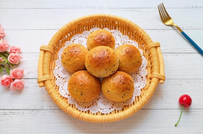 麦片芝麻小餐包