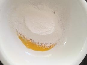 筛入玉米淀粉