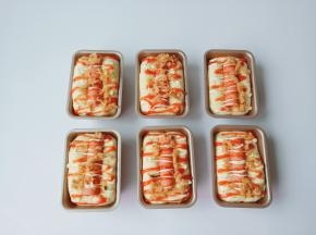 再撒上少许的肉松。