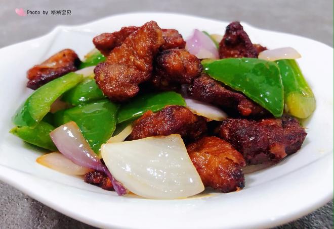 青椒洋葱炒猪肝