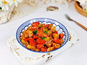 盛出装盘，撒上葱花。