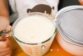 混合均匀后一定要过筛一次不然可能会有一些小疙瘩