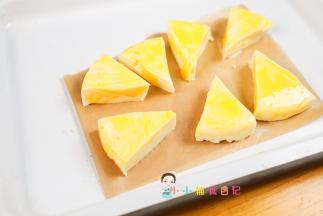 烤箱200度预热烤20分钟即可