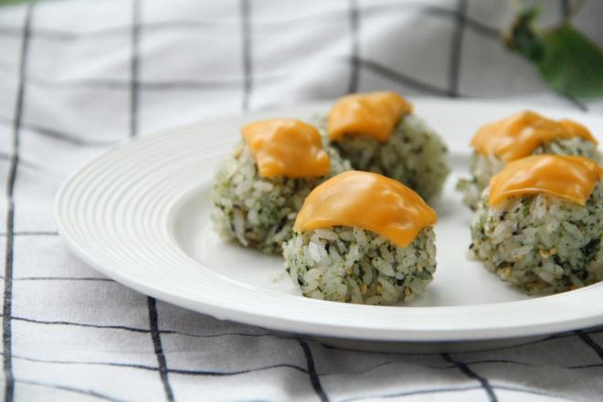 芝士烤海苔饭团