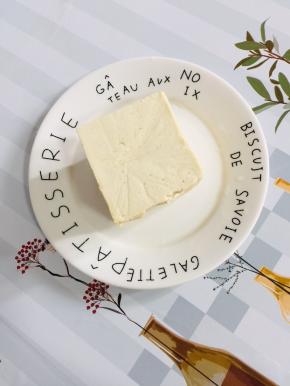 豆腐冲洗干净沥干水分备用！