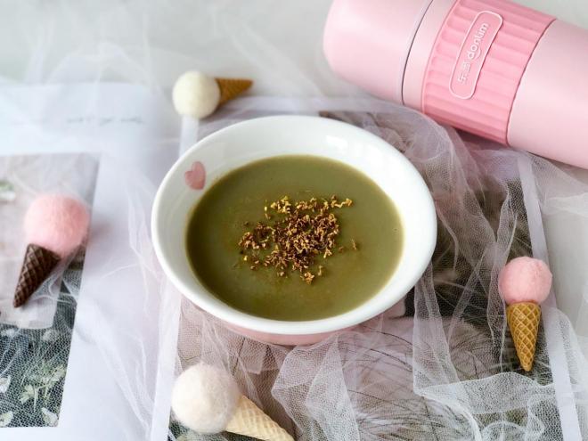 特别适合夏季的清爽甜品——桂花莲子绿豆沙