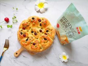 香甜可口的面包出炉啦！