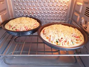 送入预热好的烤箱。