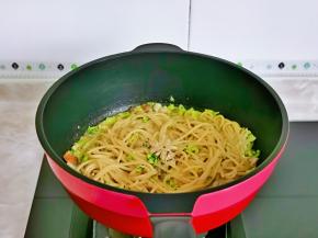 快速翻炒均匀即可关火出锅。